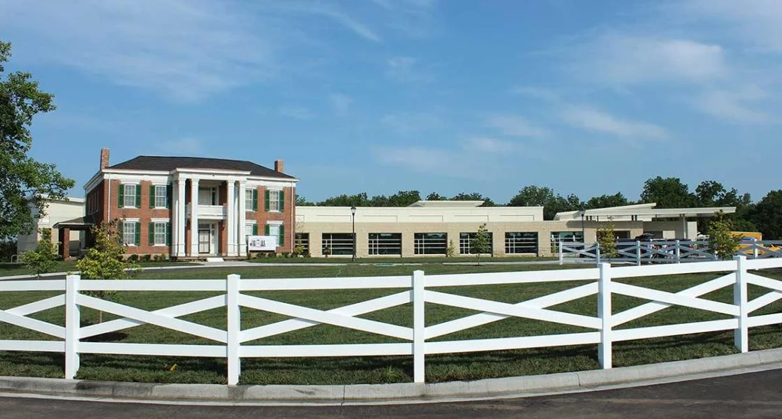 Image for the Point of Interest Mid-Continent Public Library - Woodneath Library Center
