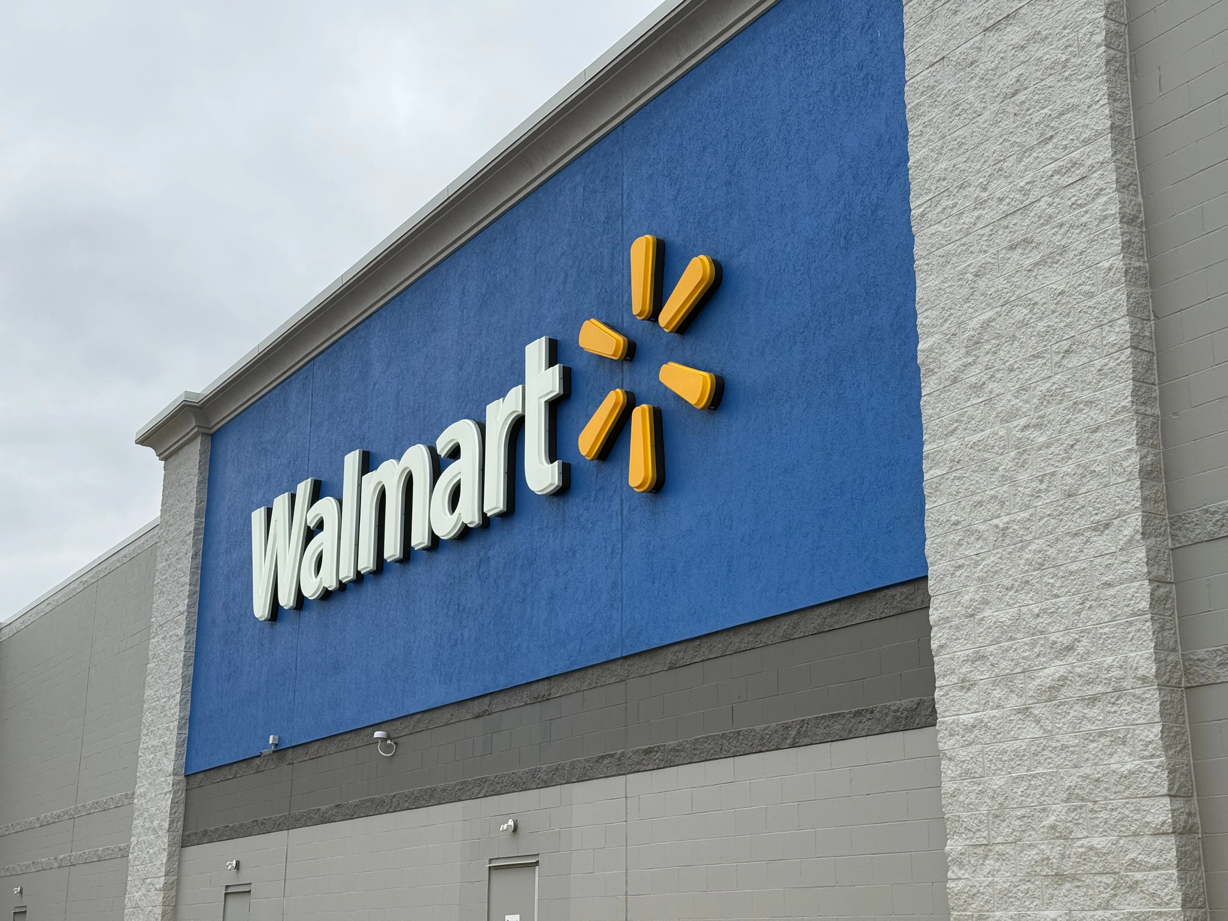 Image for the Point of Interest Walmart Supercenter | Central Ave
